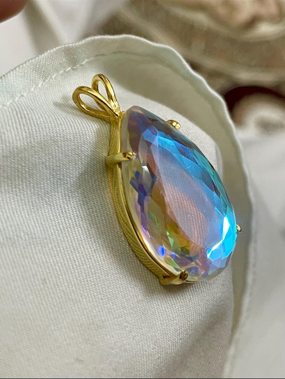 Angel Aura Quartz Gold Teardrop Pendant - NEW